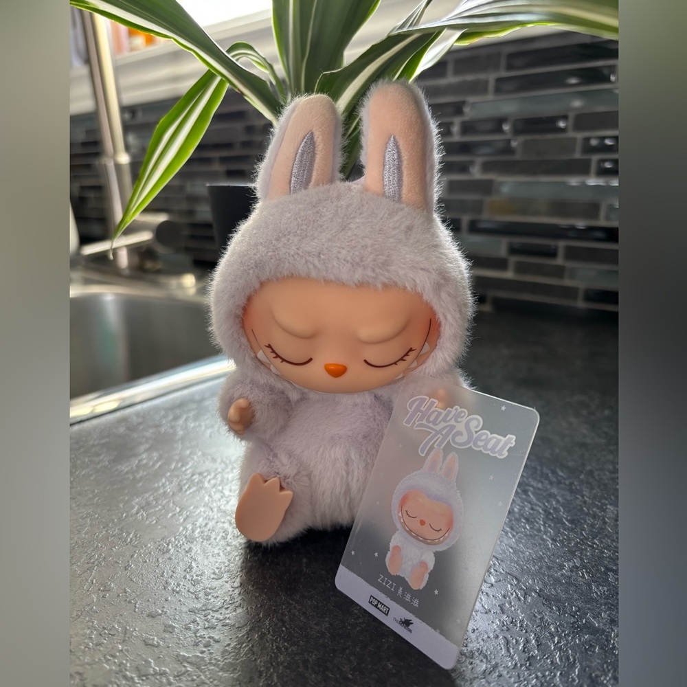 ZIZI Have a Seat Labubu